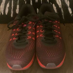 Nike Tailwind 8. Colors are black, red, and pink